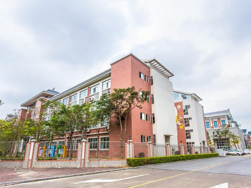 學(xué)校宿舍熱水工程